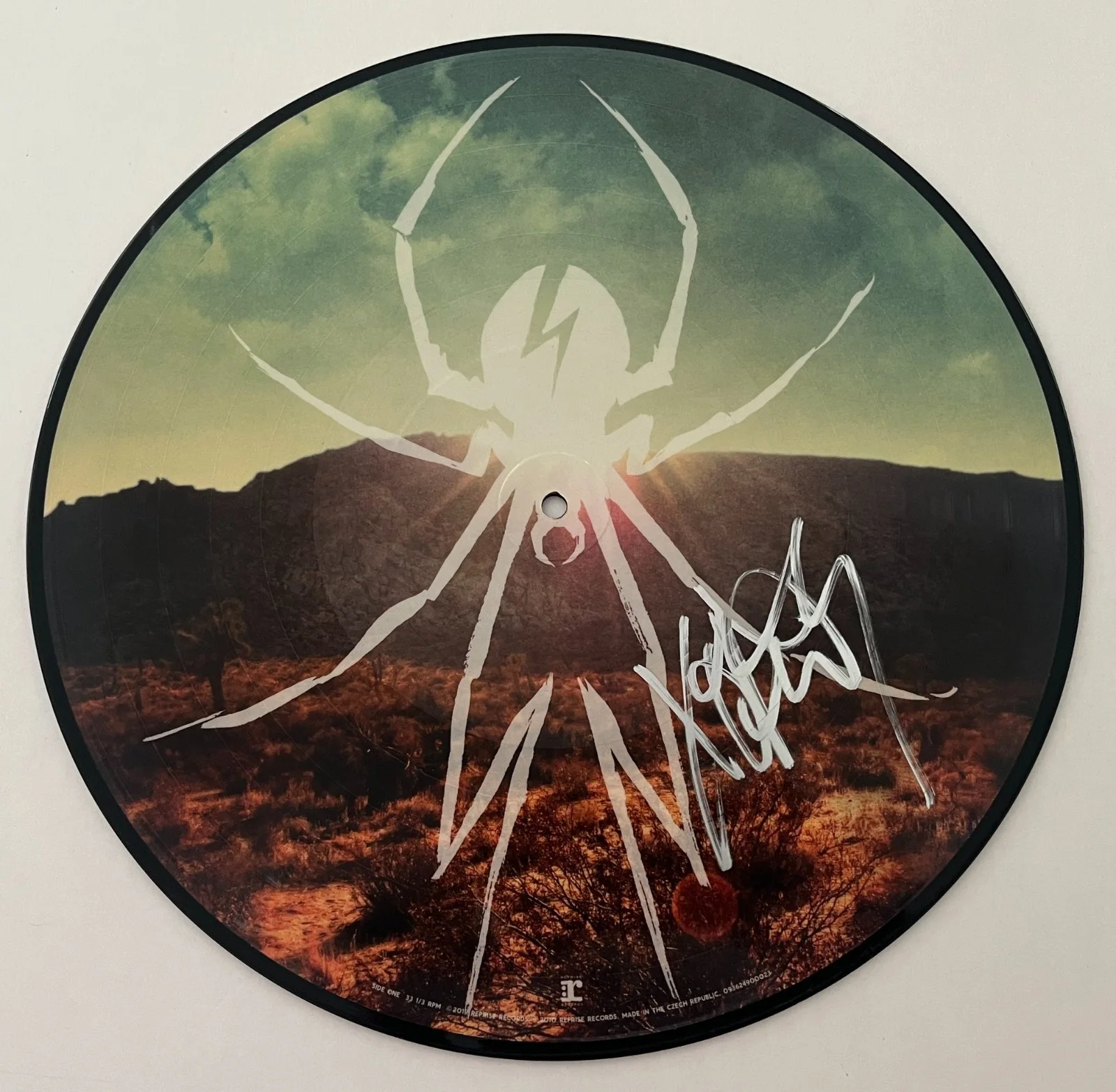 FRANK IERO SIGNED MY CHEMICAL ROMANCE DANGER DAYS PICTURE DISC EXACT VIDEO PROOF, изображение 3