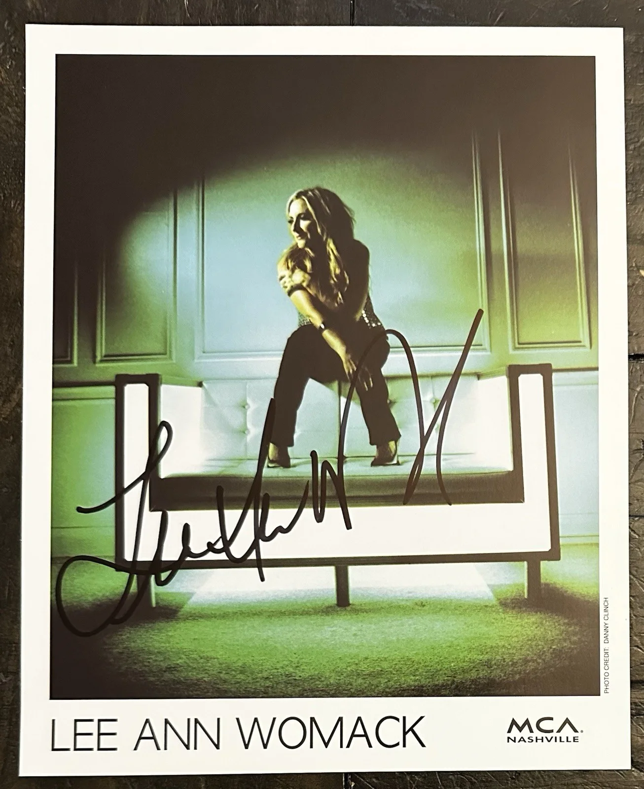 COUNTRY MUSIC AUTOGRAPH LOT: LAMBERT, WOMACK, WORLEY, CAGLE, BIG & RICH, MCCOY!, изображение 4