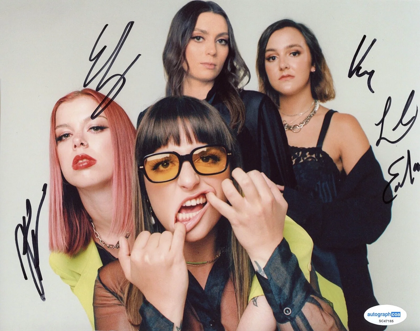 THE BEACHES — THE BEACHES Band signed 8x10 Photo ALL 4 f OFF CAMPUS Edge of The Earth ACOA COA, изображение 3