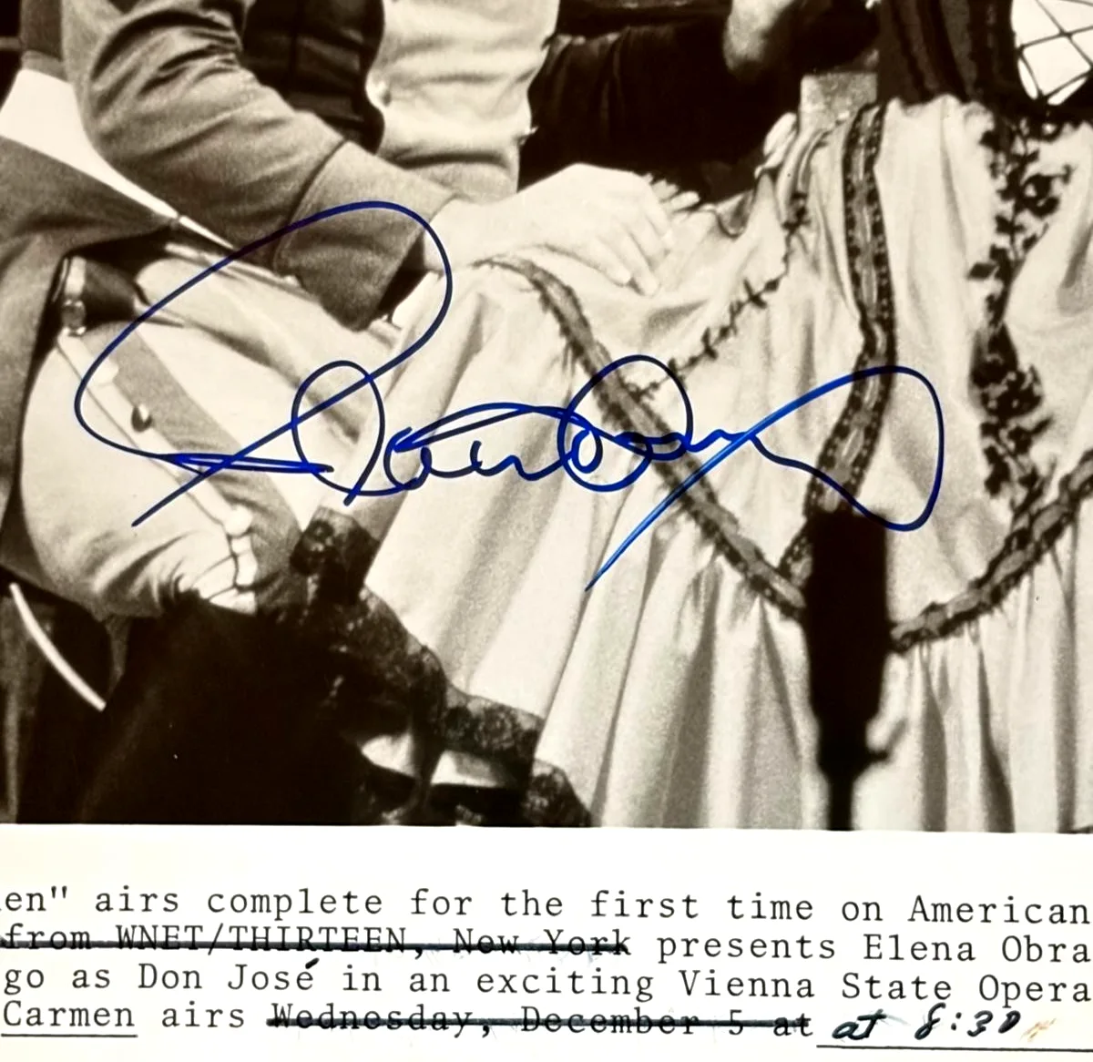 PLACIDO DOMINGO SIGNED AUTOGRAPHED 8X10 PHOTO TENOR CONDUCTOR PSA COA, image 2