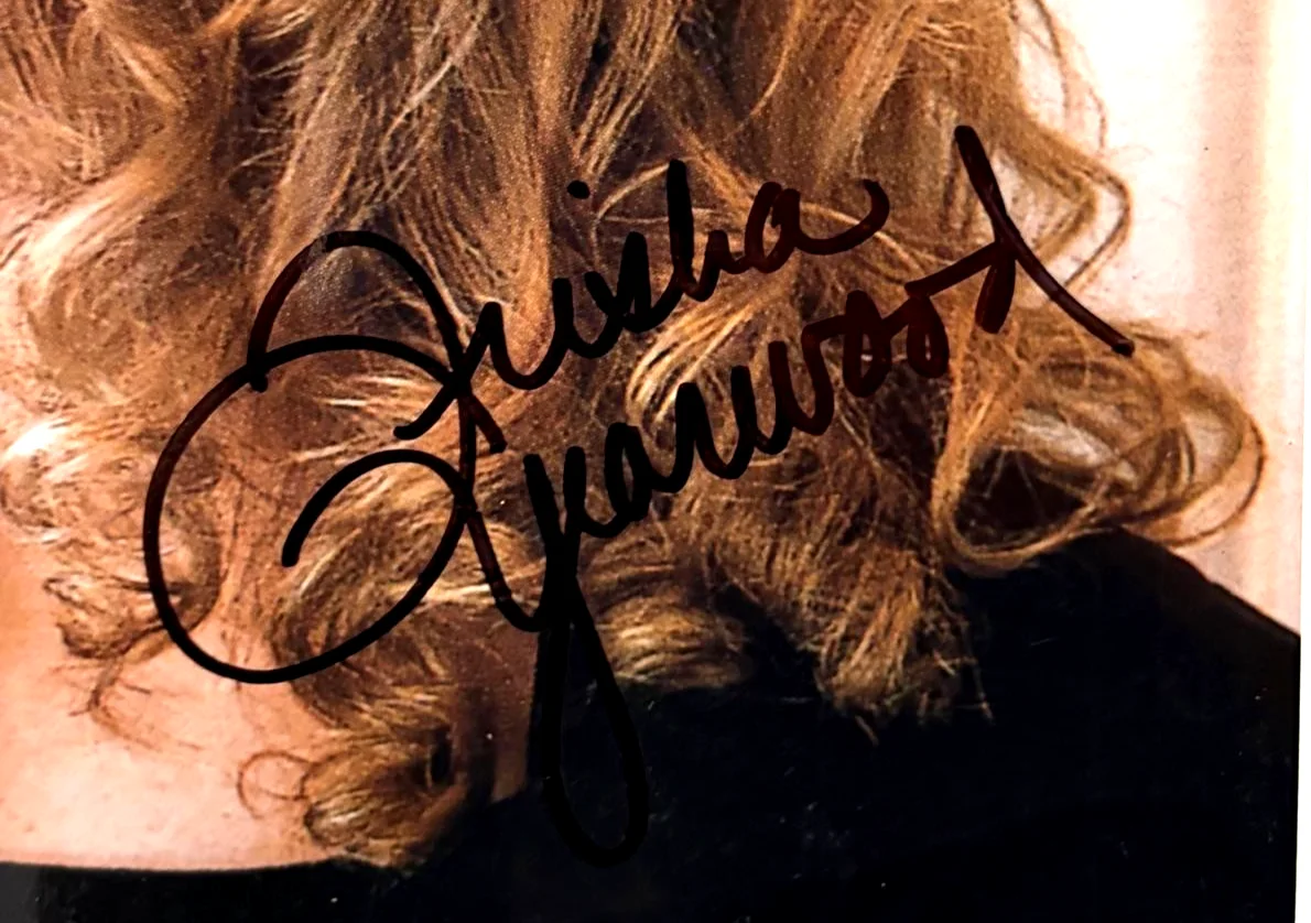 TRISHA YEARWOOD SIGNED AUTOGRAPHED 8X10 PHOTO HOW DO I LIVE PERFECT LOVE PSA COA, изображение 2
