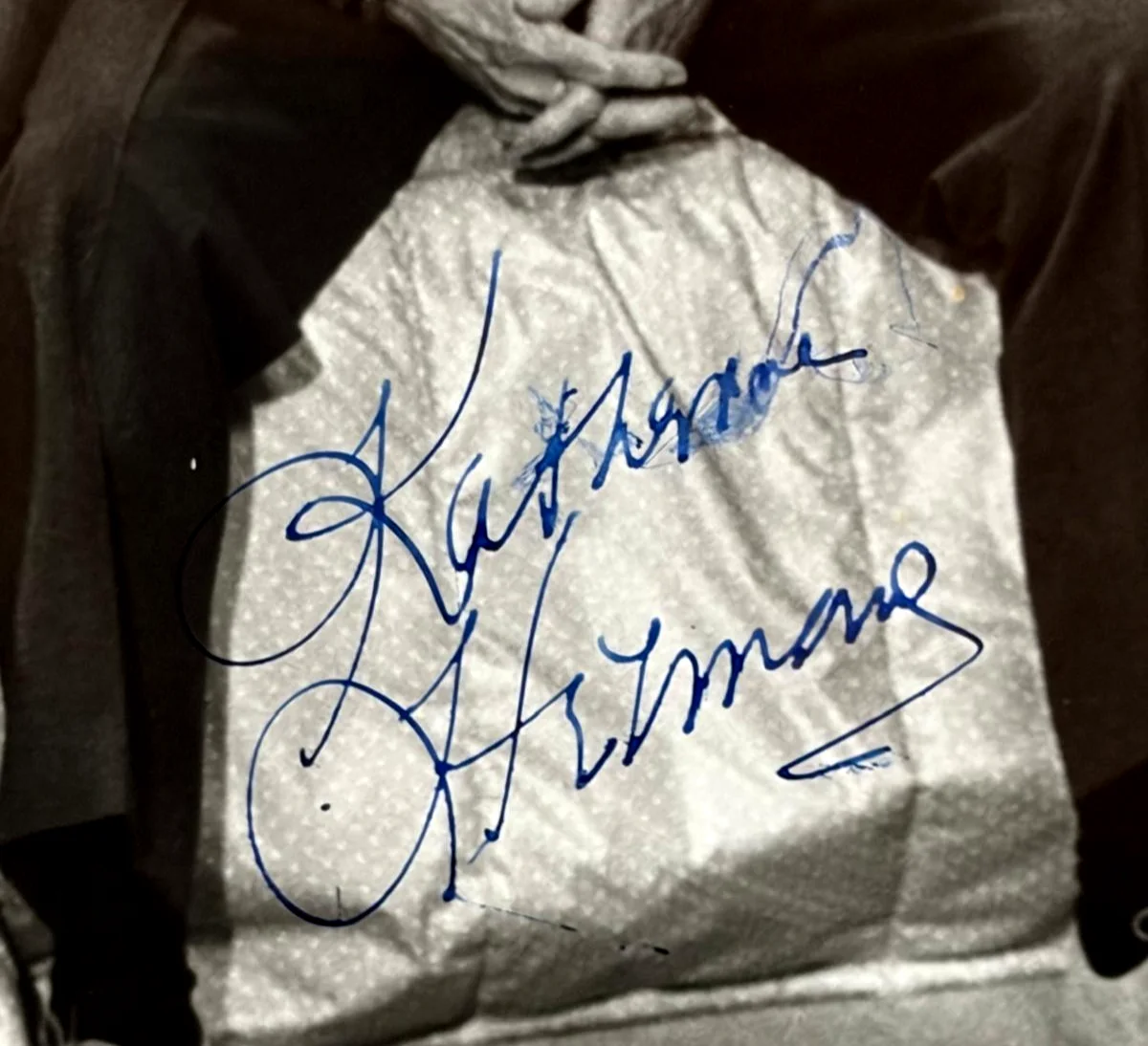 Katherine Helmond — KATHERINE HELMOND SIGNED AUTOGRAPHED 8X10 PHOTO SOAP WHO'S THE BOSS PSA COA, изображение 2