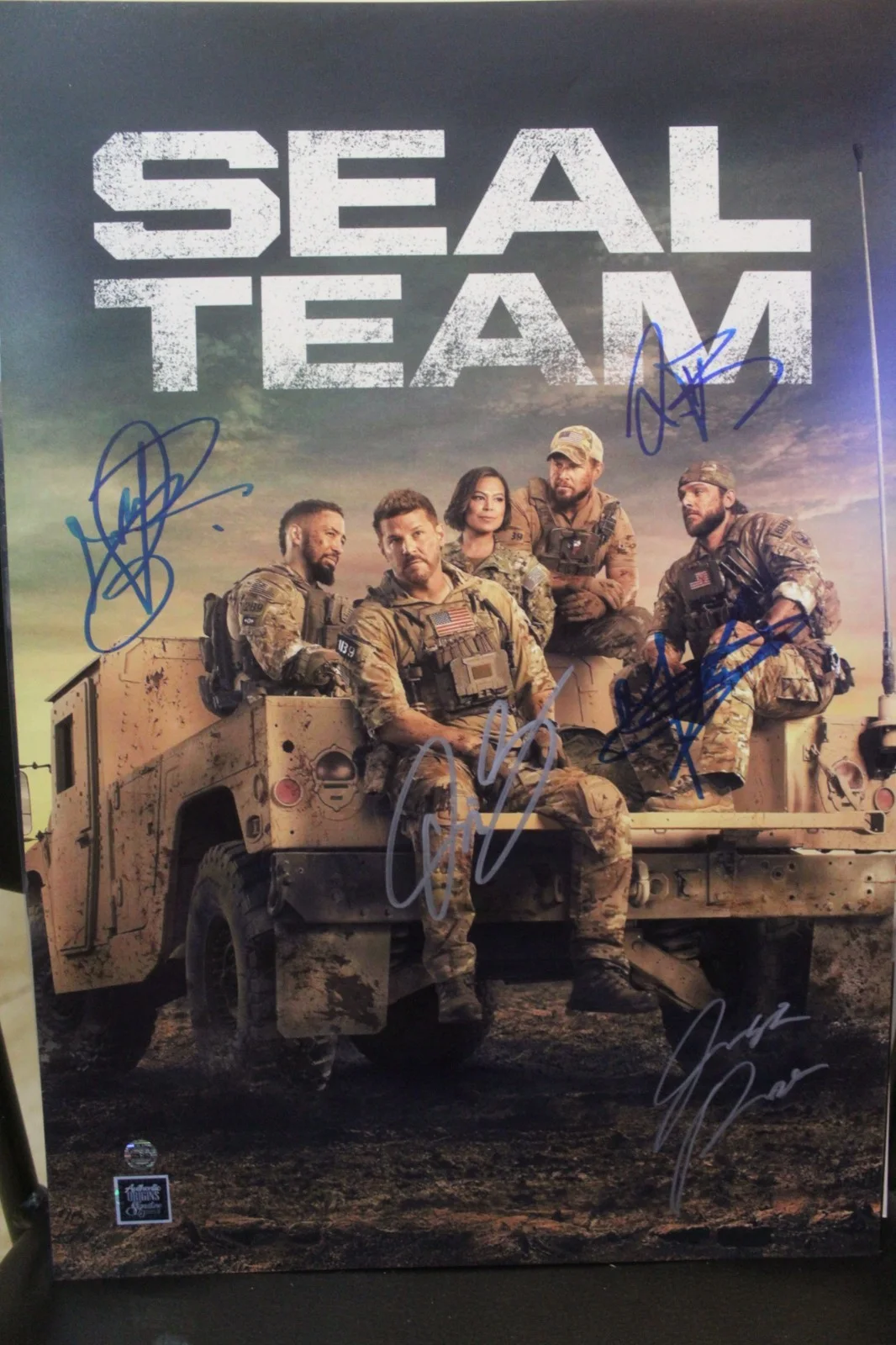 David Boreanaz, Max Thieriot, Jessica Paré, A.J. Buckley — 13x19 - Autographed Poster - Seal Team - David Boreanaz, Max Thieriot + COA., image 2