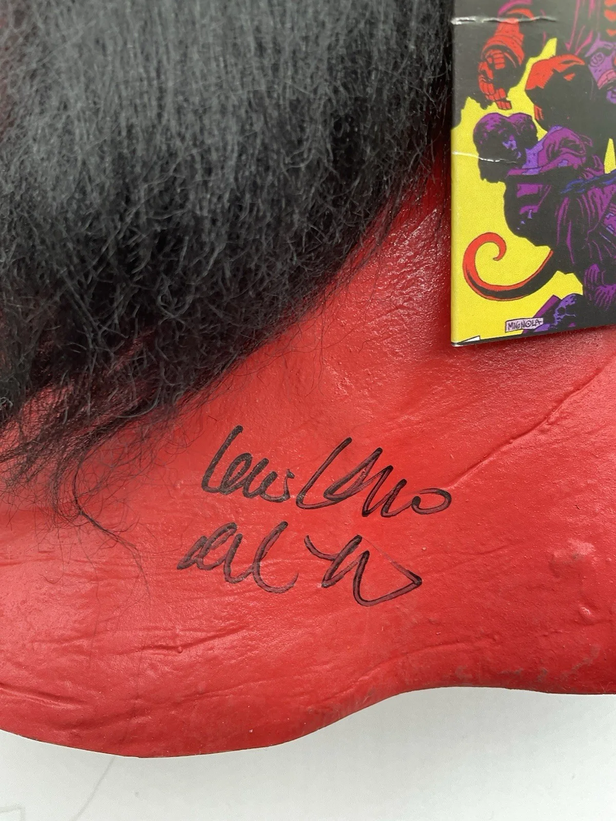 Guillermo del Toro — Guillermo del Toro signed Mask Hellboy signed mask BAS Rare Del Toro Prop auto, image 2