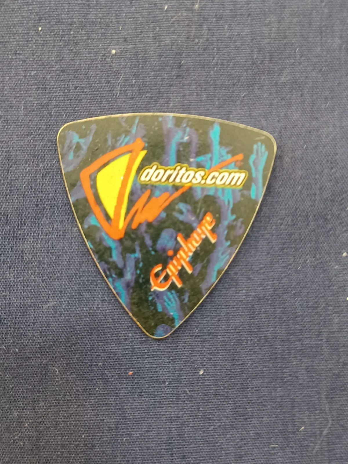 VINTAGE DAKOTA MOON MUSIC GROUP GUITAR PICK BY DORITOS.COM, image 2