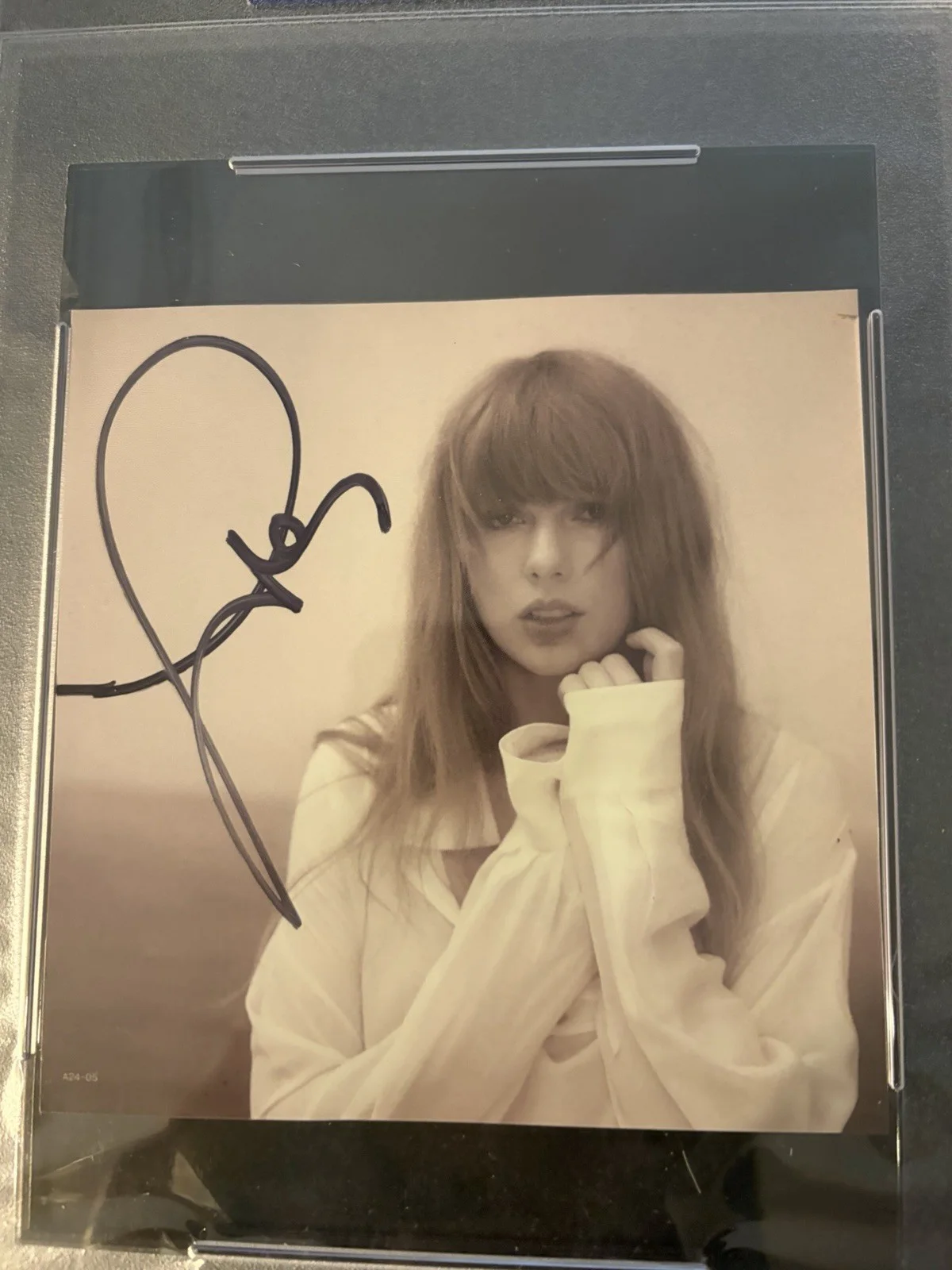 Taylor Swift Signed Autograph TTPD Tortured Poets CD Insert PSA DNA COA Auth, image 2