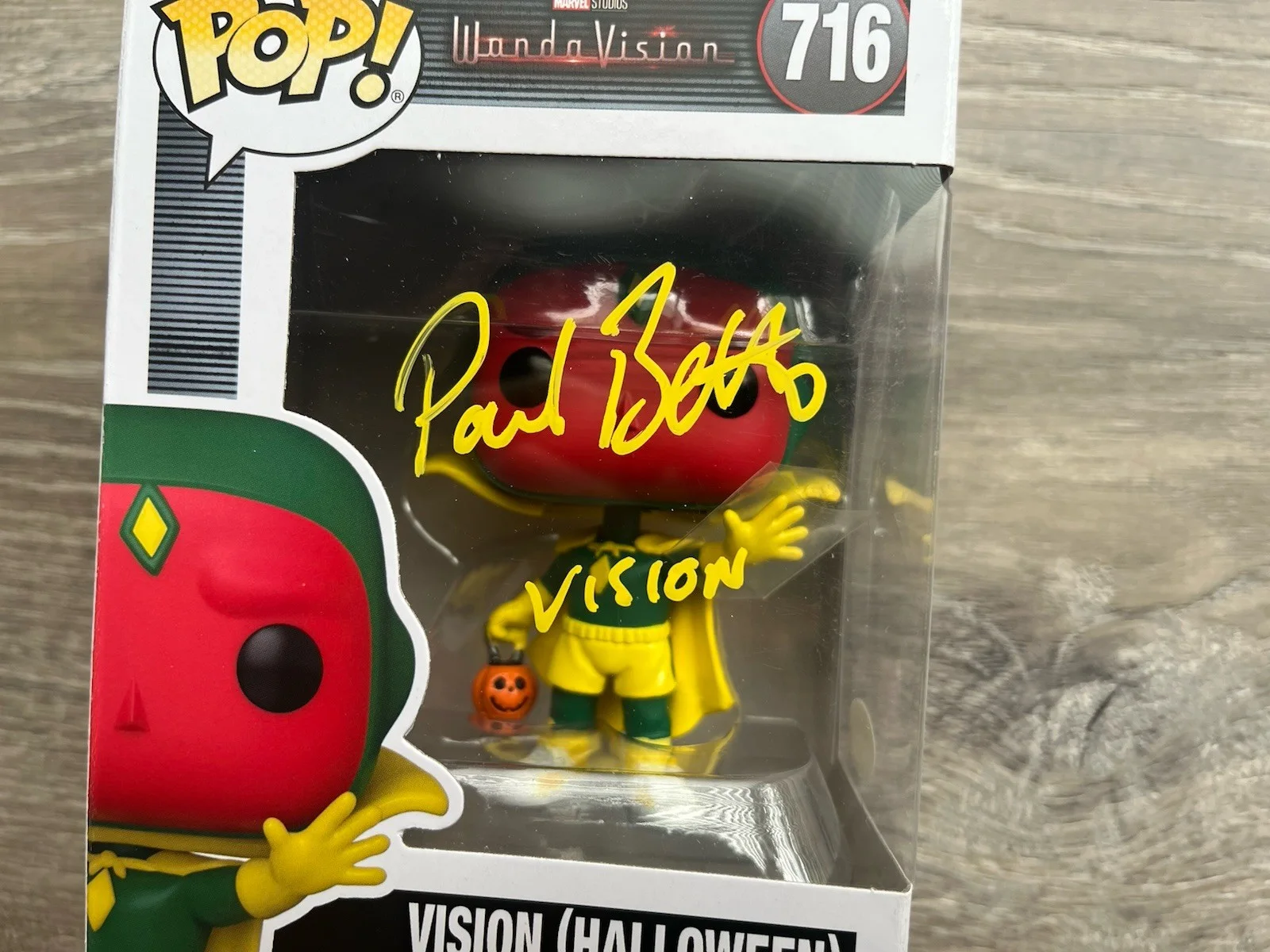 Paul Bettany — Paul Bettany Signed Halloween Vision Funko Pop JSA COA Marvel Avengers #716, изображение 3