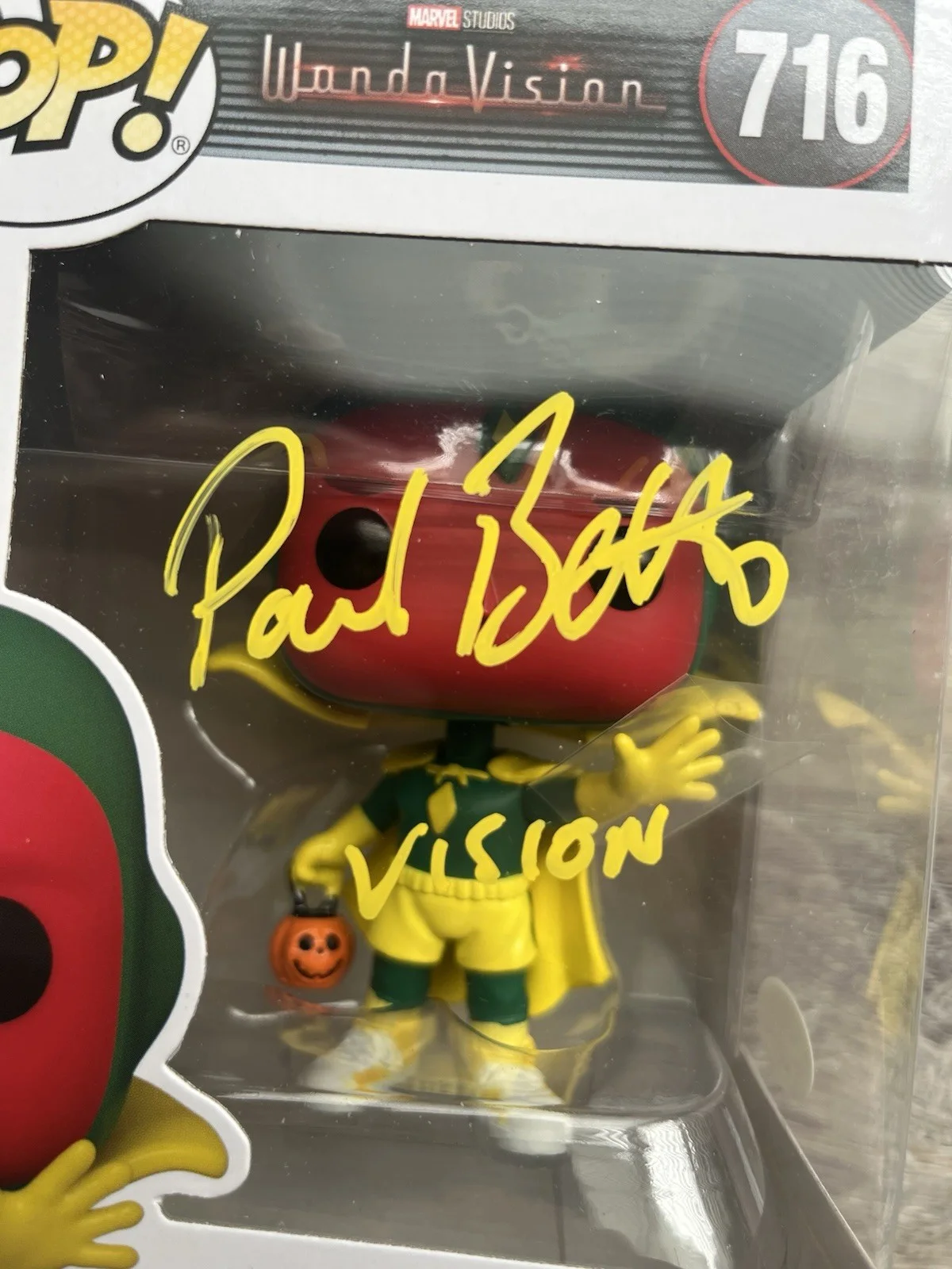 Paul Bettany — Paul Bettany Signed Halloween Vision Funko Pop JSA COA Marvel Avengers #716, изображение 4
