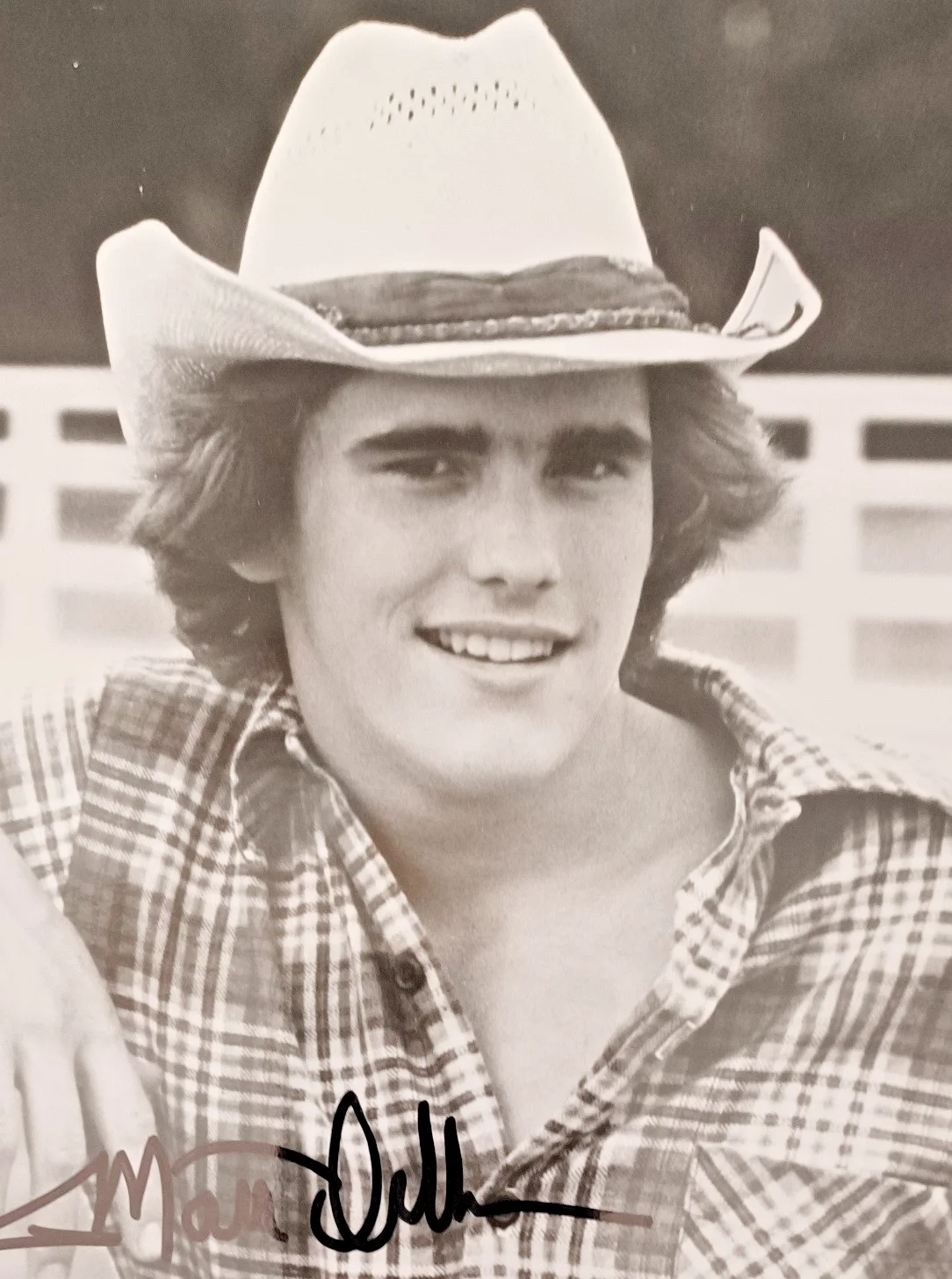 Matt Dillon Signed 1982 “Tex” Promo Photo Framed Walt Disney Productions, image 3