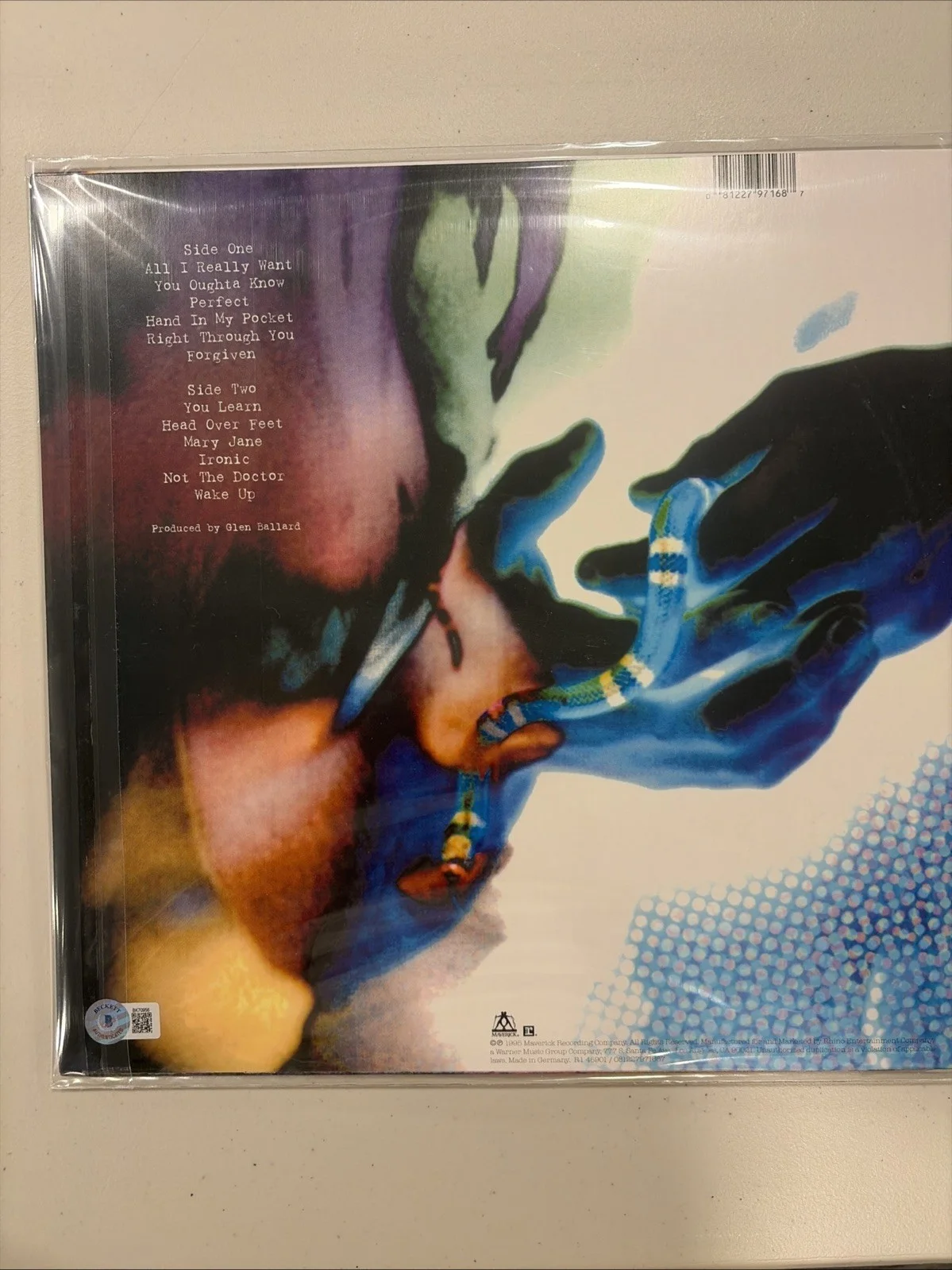 Alanis Morissette 'Jagged Little Pill' Signed Vinyl Record (Beckett COA), изображение 3