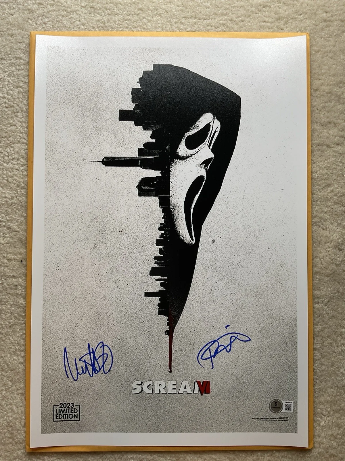 Tyler Gillett — Scream signed 12x18 BAS Tyler Gillett auto Matt Bettinelli-Olpin signed 12x18