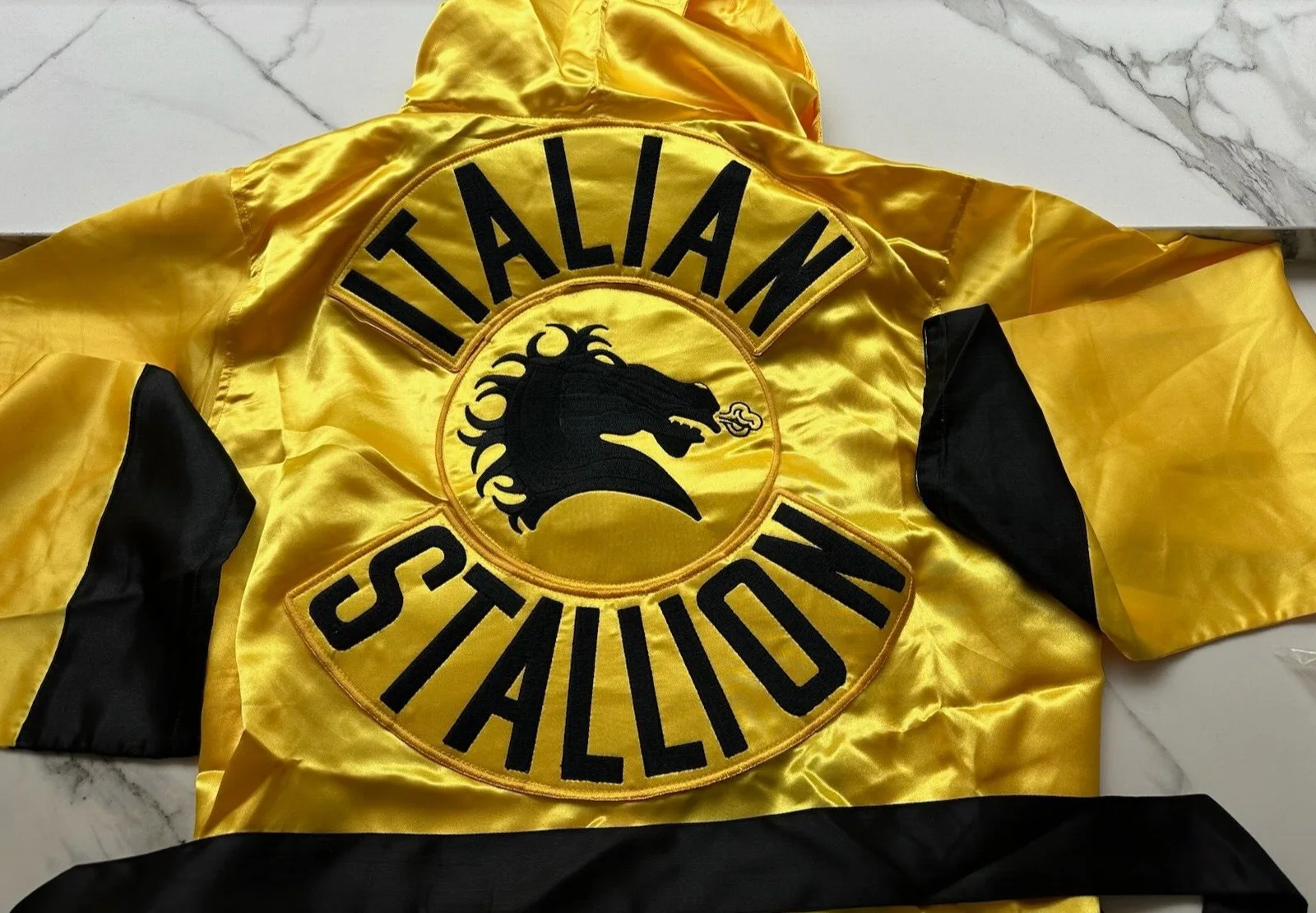 Sylvester Stallone — Sylvester Stallone Rocky Balboa Autographed Italian Stallion Robe ASI Proof, image 4
