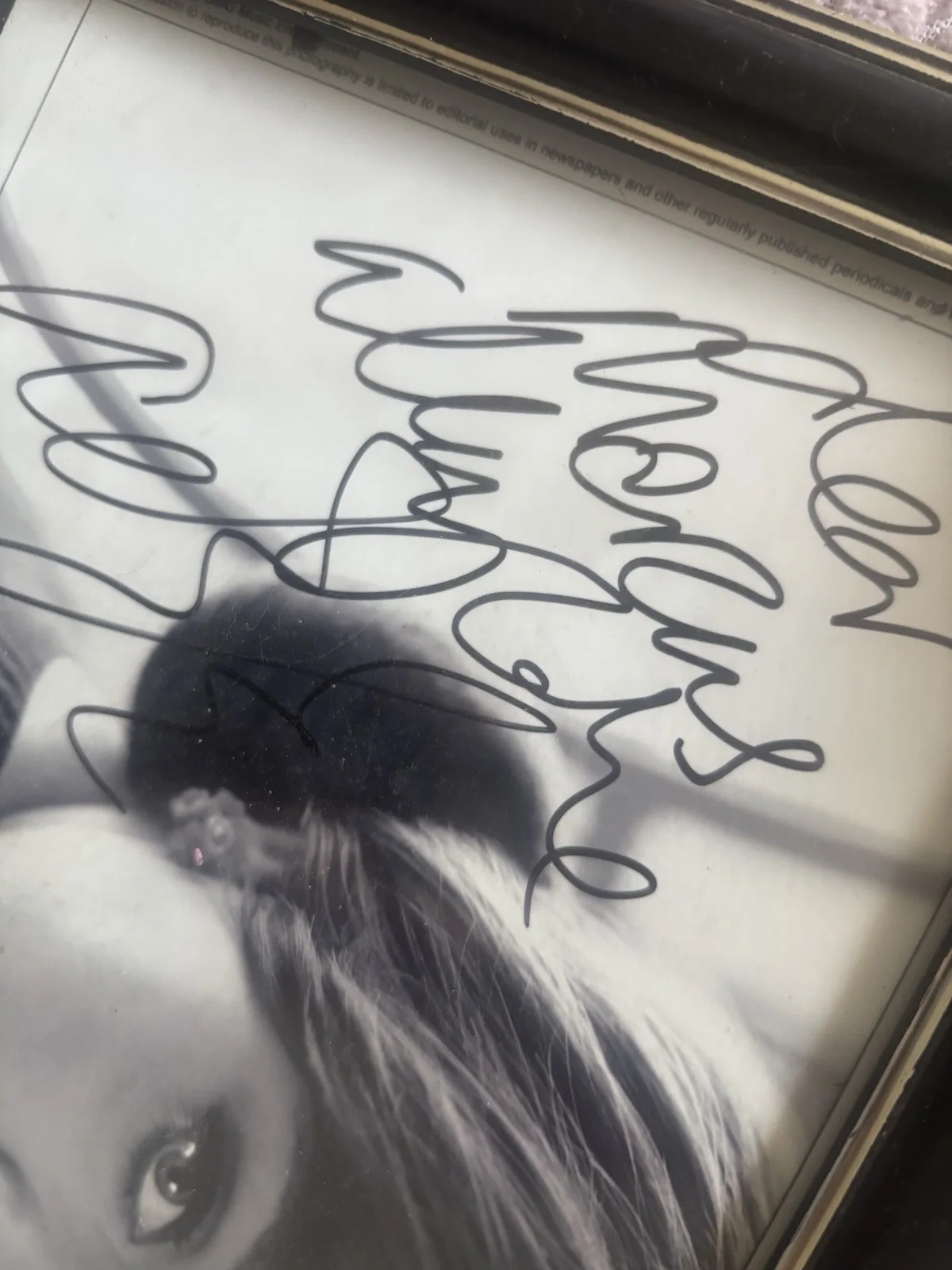 Adele Autograph Signature Signed Photo, image 2