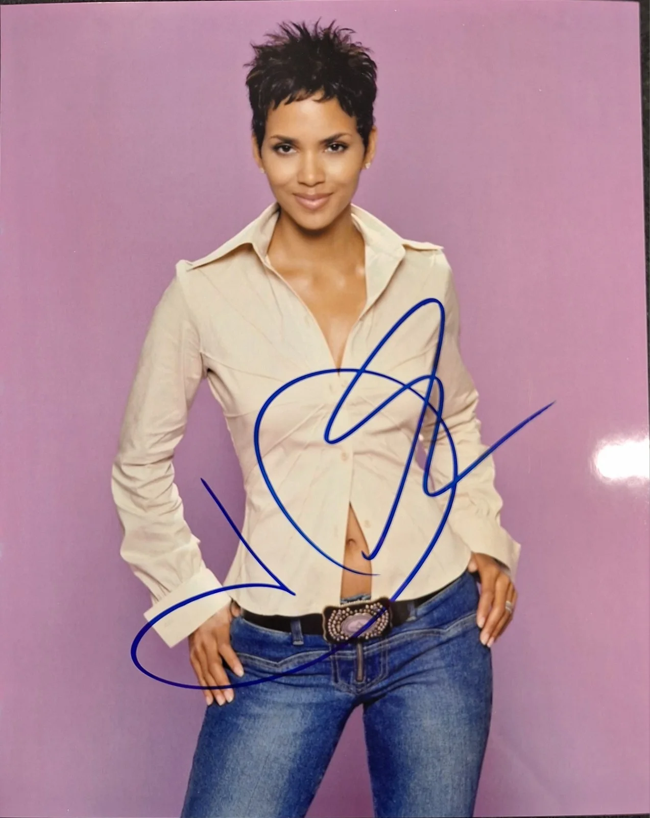 Halle Berry — Halle Berry hand signed autographed 8x10 photo w/Hologram COA