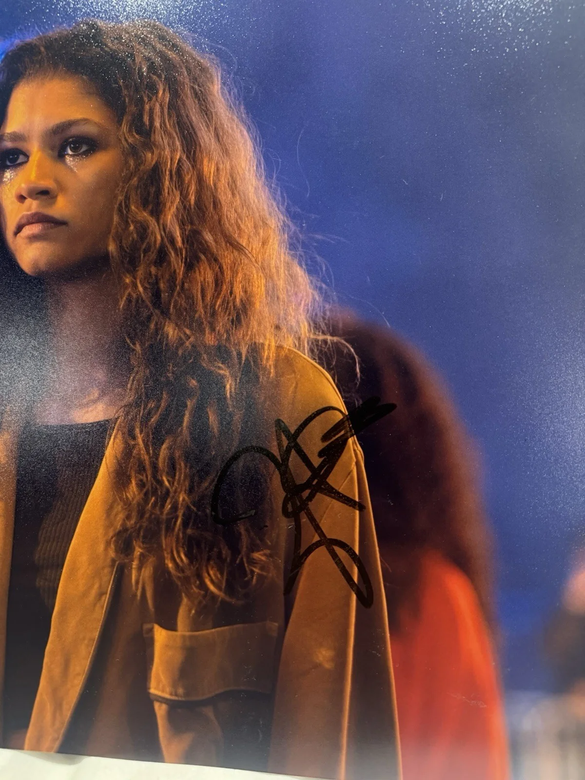 ZENDAYA SIGNED 16X20 RUE PHOTO EUPHORIA HBO HIT SHOW AUTO BECKETT BAS COA, изображение 2