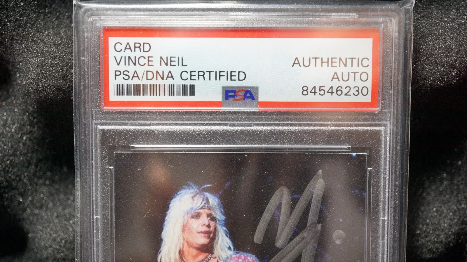 Vince Neil Signed Trading Card PSA MOTLEY CRUE LEAD SINGER Autograph Authentic, image 2