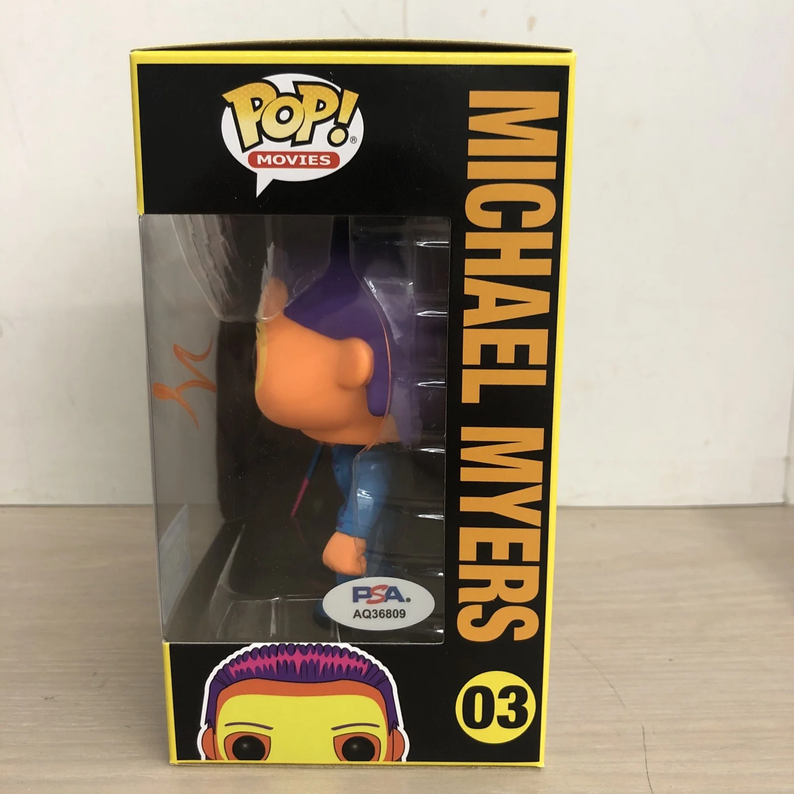 TYLER MANE — TYLER MANE SIGNED MICHAEL MYERS FUNKO POP 03 Black Light AUTOGRAPH PSA COA, изображение 2