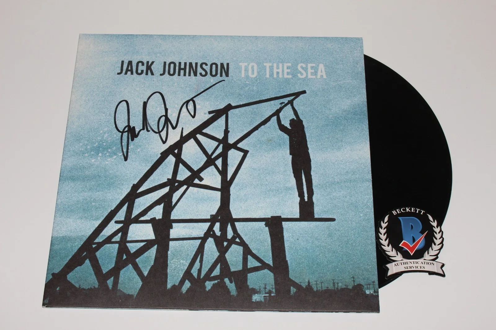 JACK JOHNSON SIGNED 'TO THE SEA' ALBUM VINYL RECORD SINGER AUTOGRAPH BECKETT COA, изображение 3