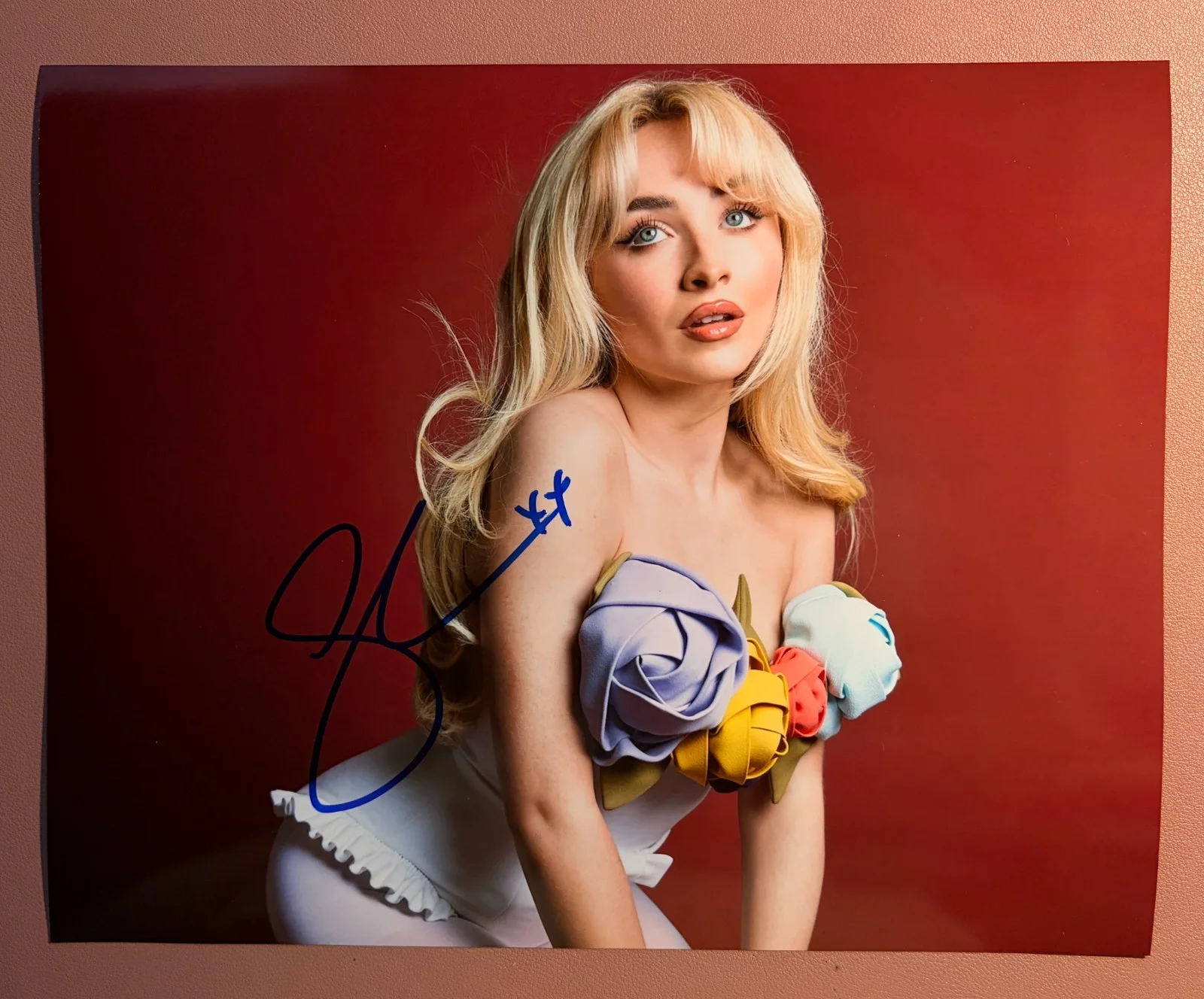 Sabrina Carpenter Signed•Autographed 8x10 Photo Authentic with HOLOGRAM COA, image 3