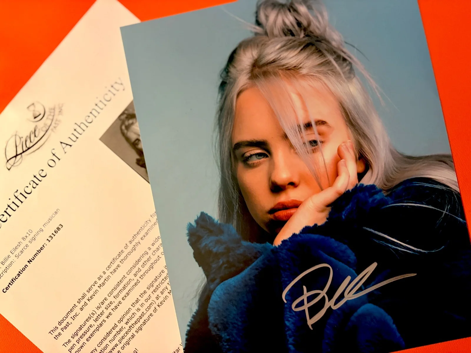 Billie Eillish — Billie Eillish Signed•8x10 Autographed Photo•of talented Singer Songwriter W/COA, изображение 2