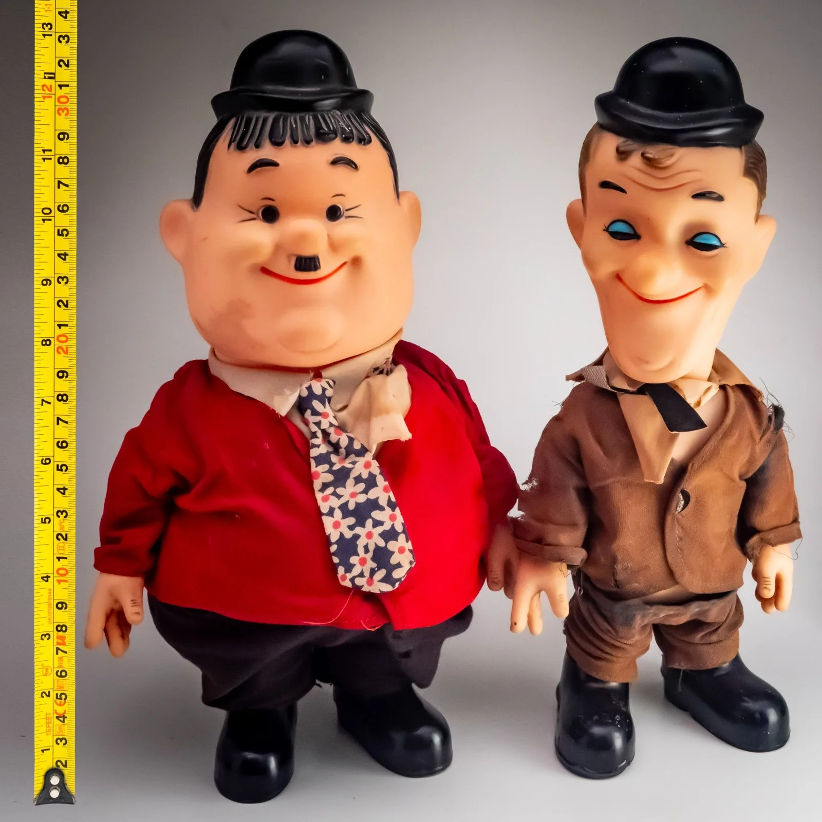 Vintage Laurel & Hardy Figures Berman & Anderson 1973 Hong Kong Pair 33cm Vinyl, изображение 2