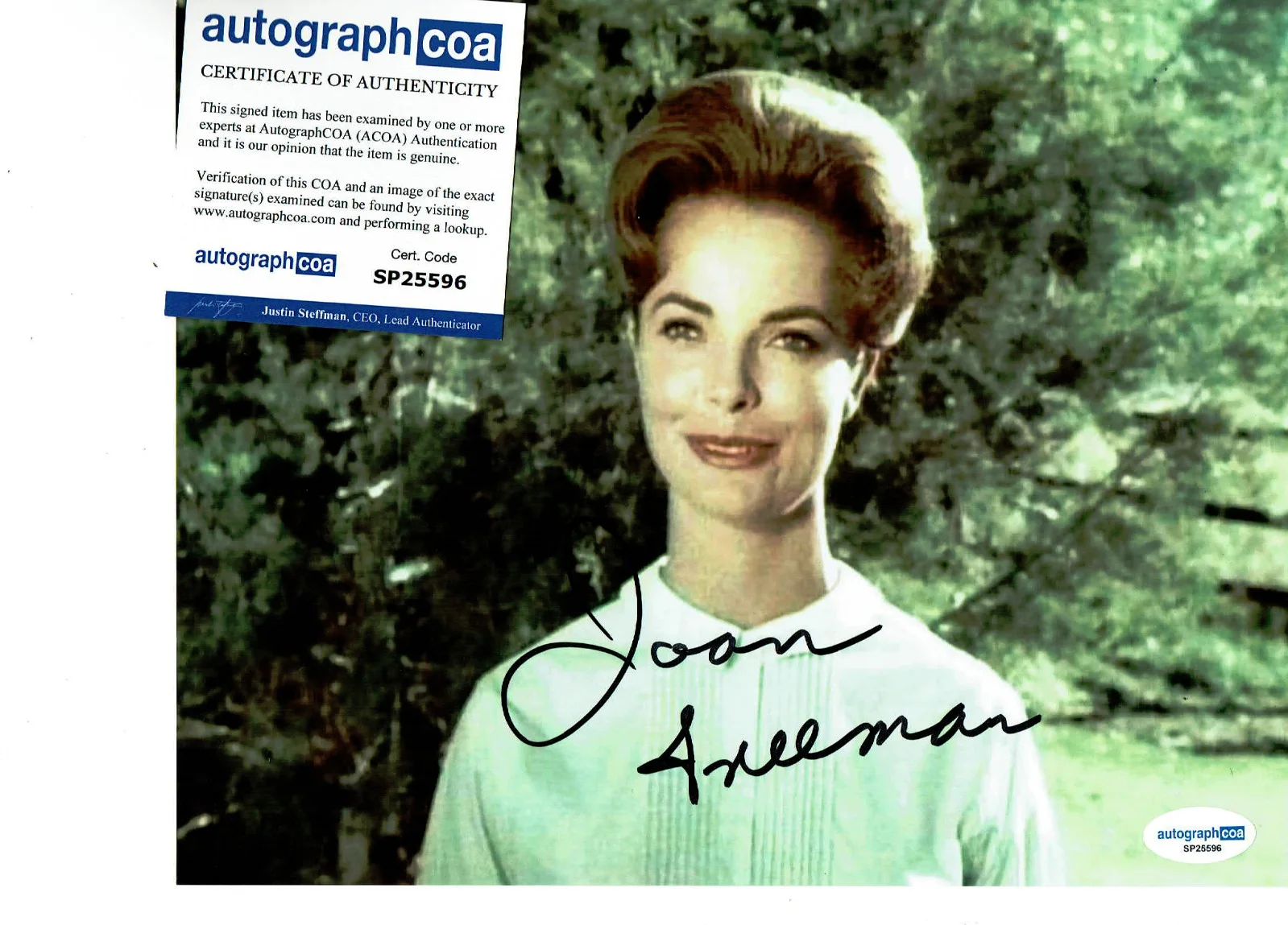 JAutograph COAoan Freeman — Friday the 13th Final Chapter Joan Freeman autographed posed Photo Certified
