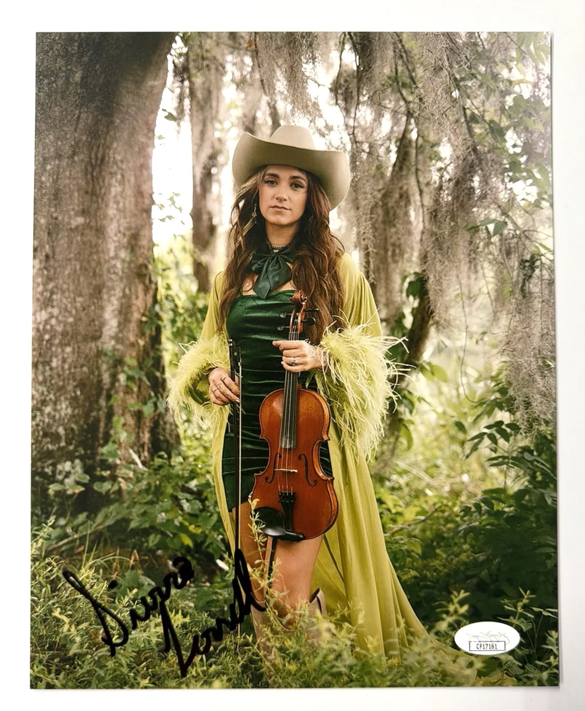 Sierra Ferrell Signed 8x10 Photo JSA Authenticated Auto Americana Country Singer, изображение 3