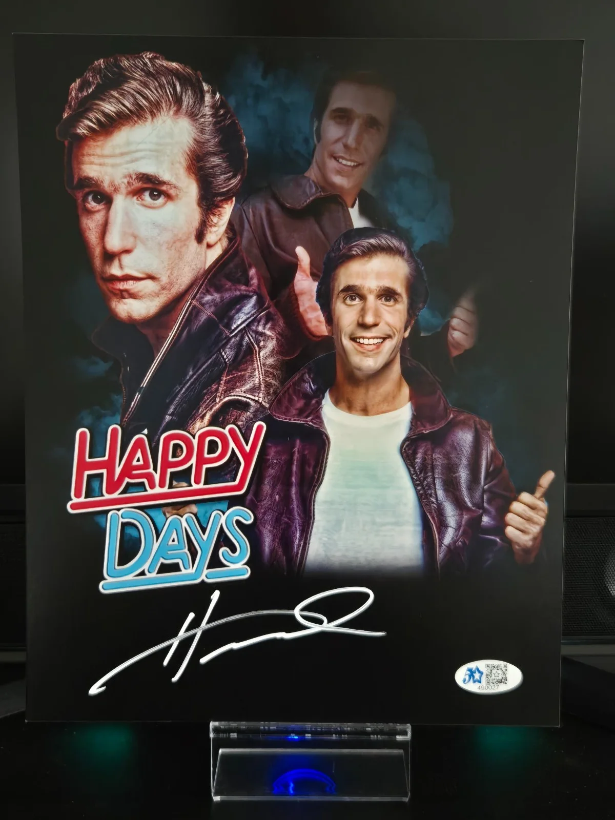 Henry Winkler — Henry Winkler Signed Happy Days Fonzie 8x10 Photo 5-Star Cert.