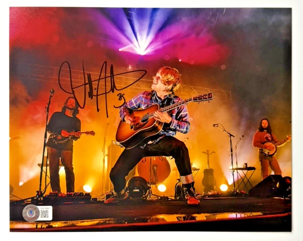 Billy Strings Signed 8x10 Photo BAS Beckett Authenticated Auto Bluegrass Guitar, image 2