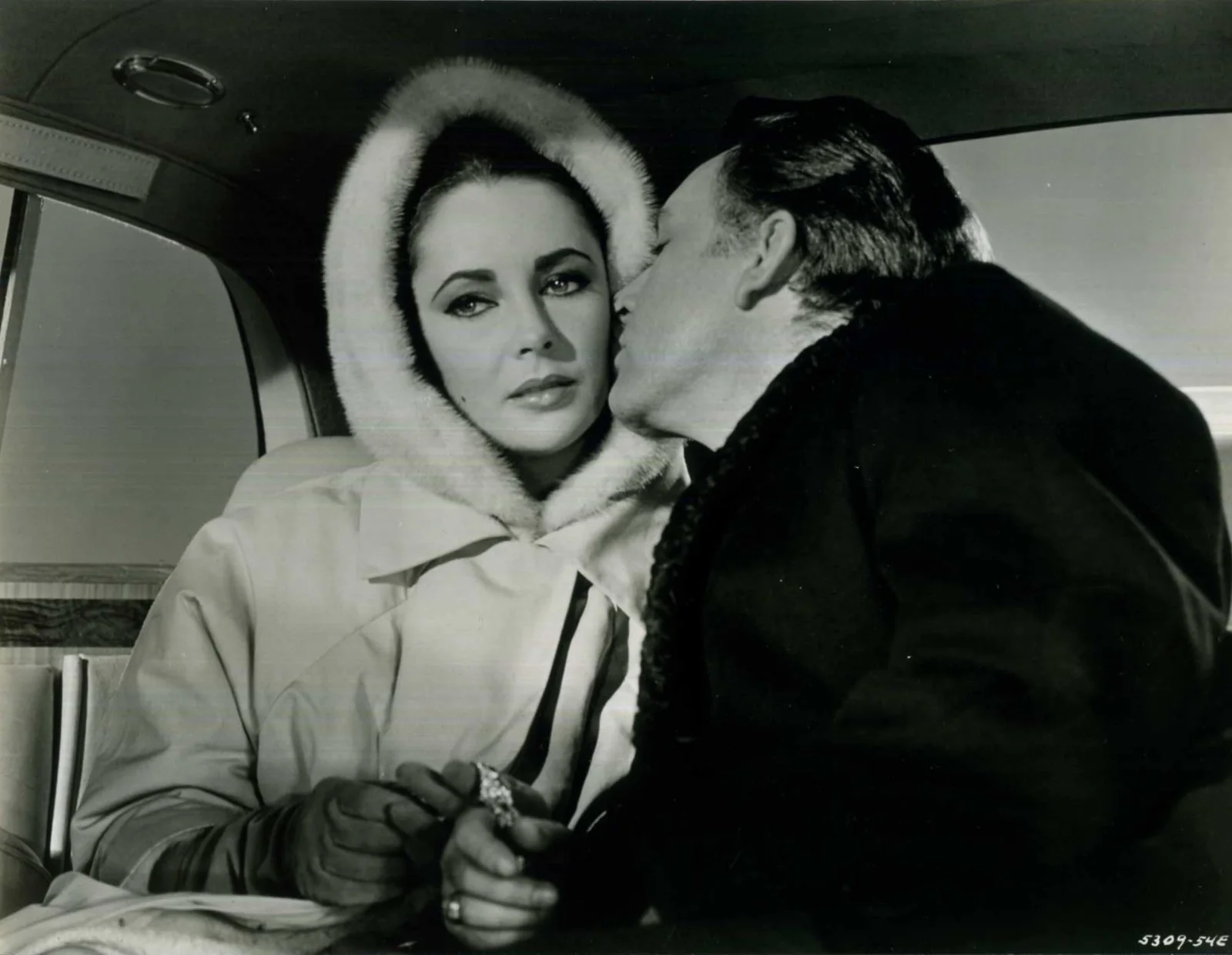 V.I.P.s 1963 Elizabeth Taylor, Richard Burton, Orson Welles ORIGINAL PRESS KIT, image 5