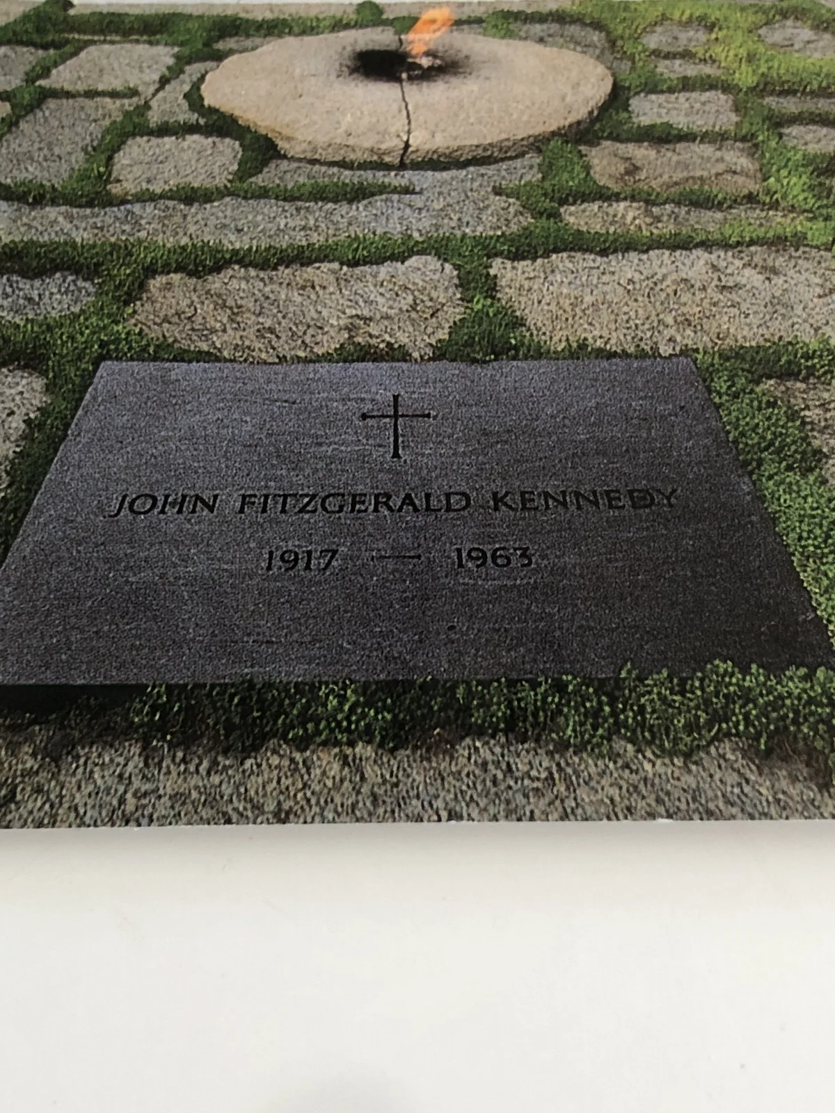 John F. Kennedy Grave marker postcard Arlington Cemetory Unposted RARE JFK, image 2