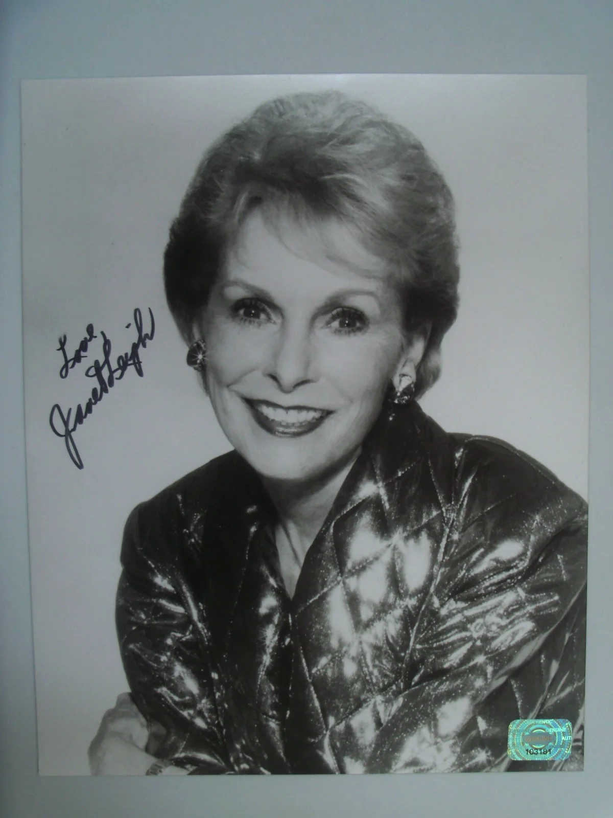 Janet Leigh — JANET LEIGH Signed Autographed Photo 8X10 W/ Hologram/Serial #
