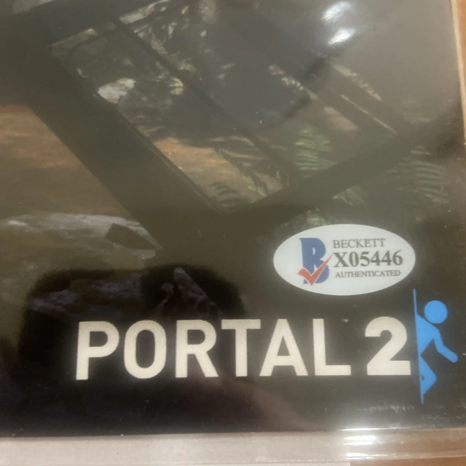 ELLEN MCLAIN Portal 2 Video Game SIGNED 8X10 Photo BECKETT COA, изображение 3