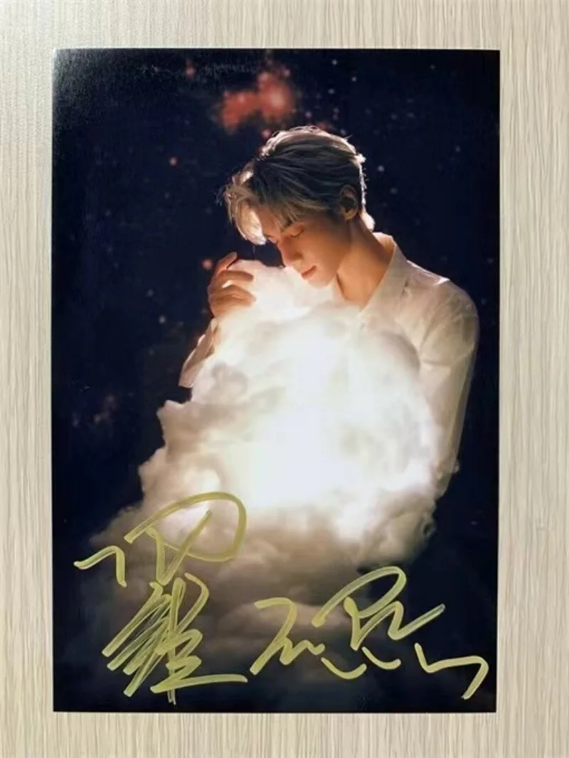 Luo Yunxi 6" Signed Autographed Photo Autograph, image 3
