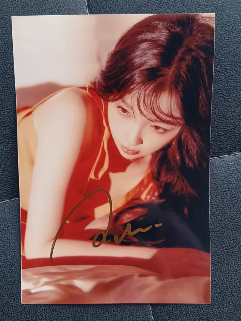 Yu Shuxin 虞书欣 Signed Autographed Photo Autograph 6" Collection, изображение 4