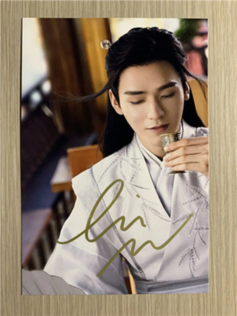 WORD OF HONOR 山河令 张哲瀚 龚俊 Gong Jun Zhang Zhehan Hand signed Autographed Photo, изображение 4