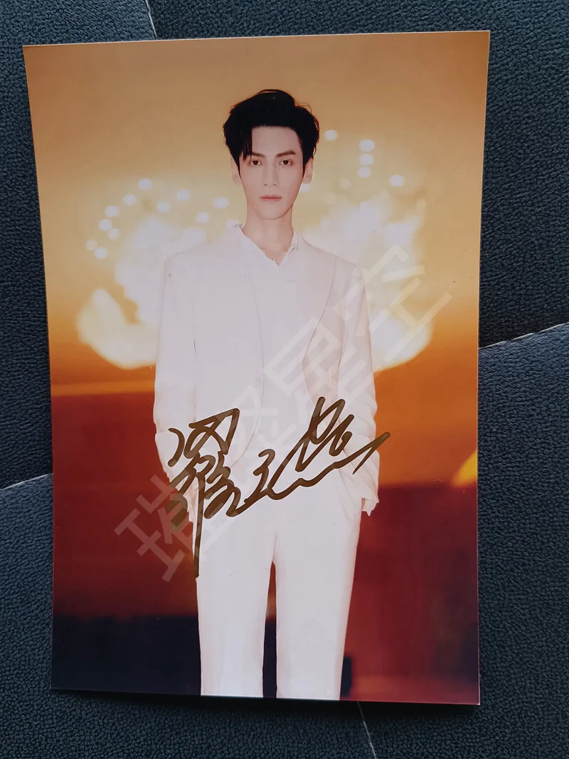 Luo Yunxi Luo Yun Xi Signed Autographed Photo 6" Collection, image 3