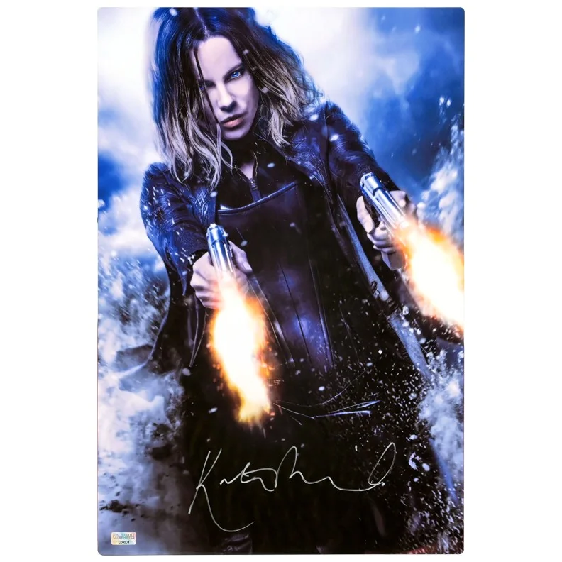 Kate Beckinsale — Kate Beckinsale Autographed 2003 Underworld Selene 12x18 CinaPanel