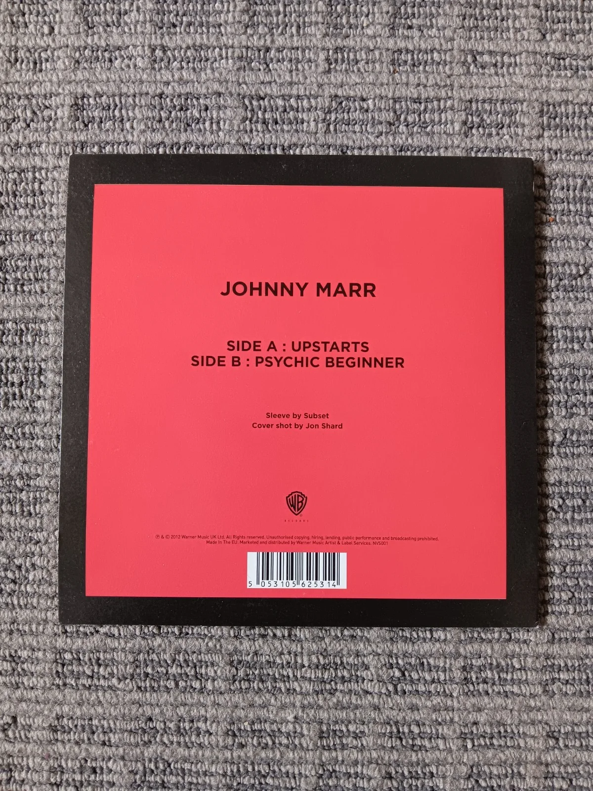 Johnny Marr Upstarts SIGNED 7" Vinyl Single 2013 - Autographed, great condition, image 2