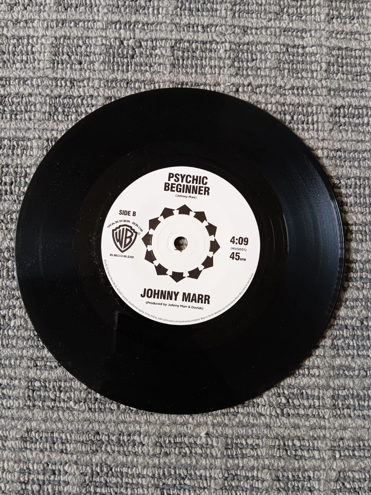 Johnny Marr Upstarts SIGNED 7" Vinyl Single 2013 - Autographed, great condition, image 4