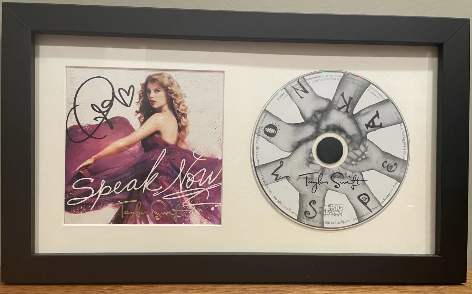 SIGNED Taylor Swift Speak Now CD 2010 Framed Autographed and JSA Authenticated, image 2
