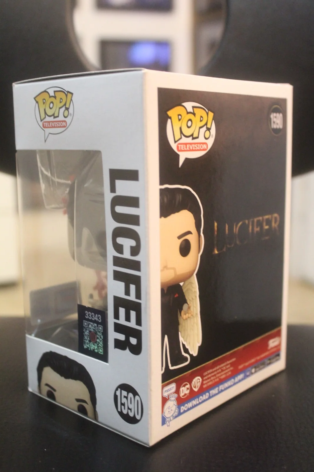 Tom Ellis — Signed Funko Pop Television #1590 - Lucifer - Tom Ellis + COA, изображение 4