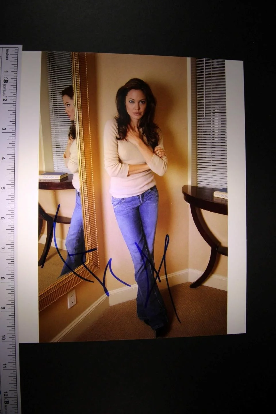 Angelina Jolie — ANGELINA JOLIE (GIRL, INTERRUPTED~CHANGELING~A MIGHTY HEART) AUTOGRAPH PHOTO~