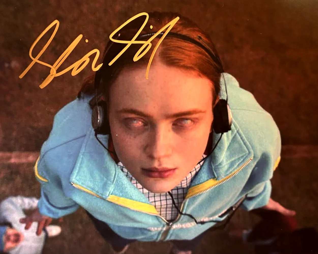 Sadie Sink — SADIE SINK Signed: STRANGER THINGS 8x10" Authentic Original Autograph w/COA