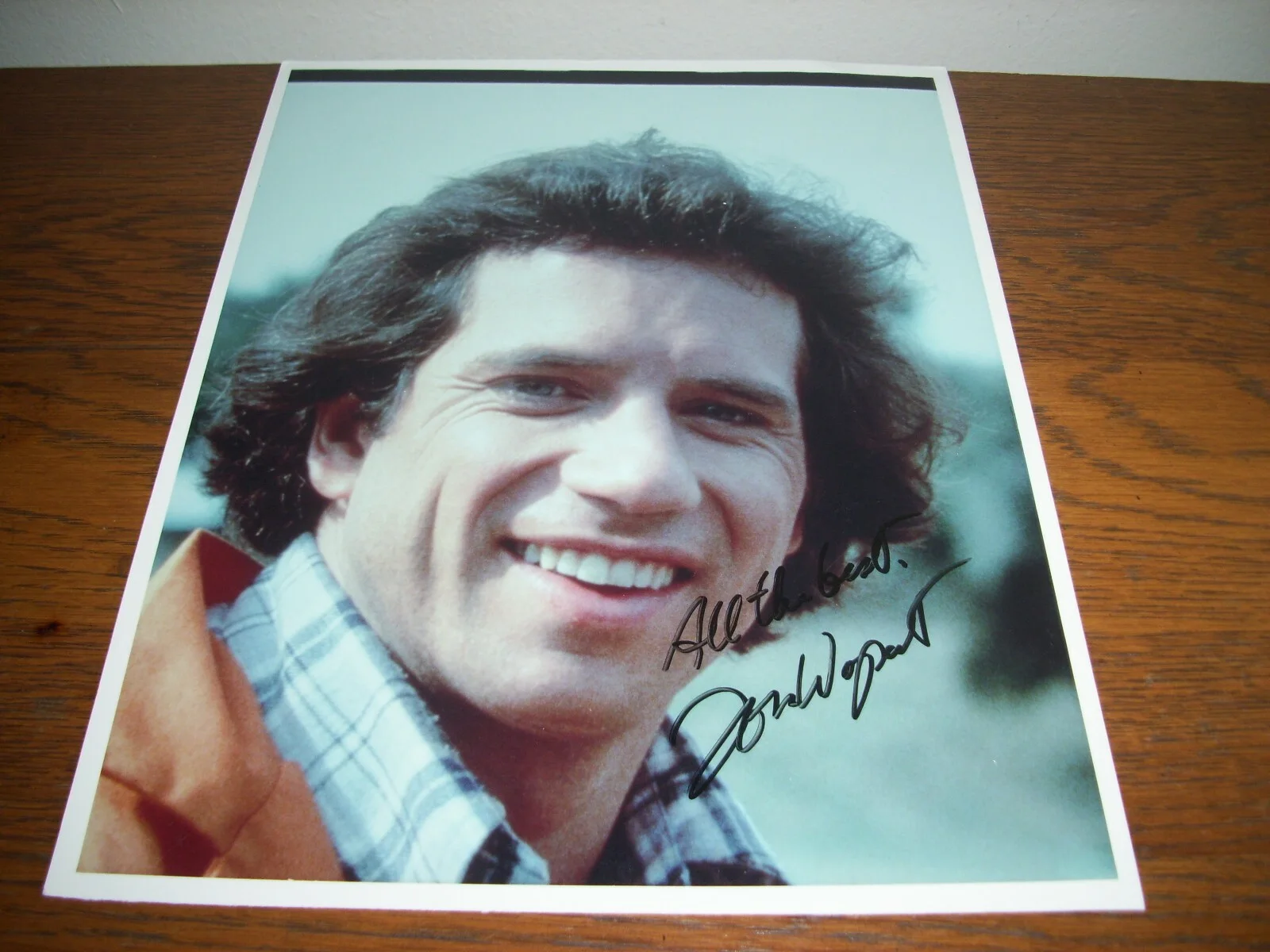 TOM WOPAT — 1980s "DUKES OF HAZZARD" AUTOGRAPHED TOM WOPAT ("LUKE DUKE") 8 X 10 COLOR PHOTO!
