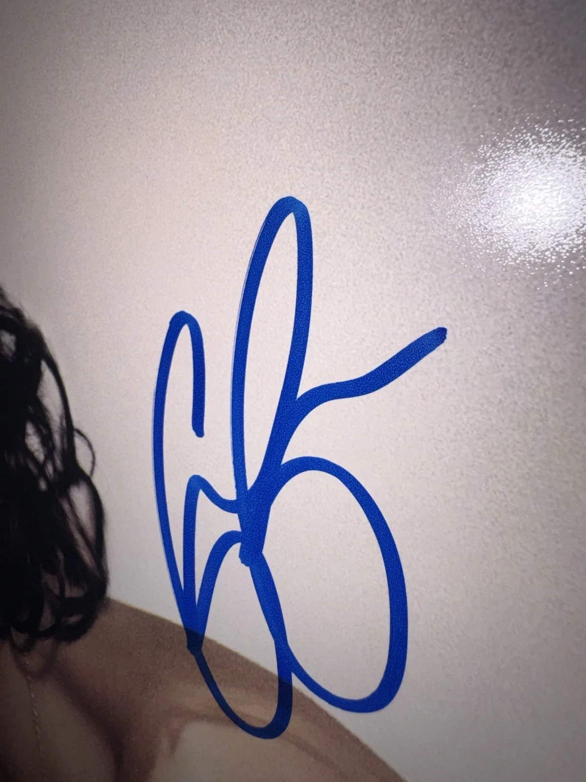 Emilia Clarke — Emilia Clarke Signed 11x14 Photo Beckett BAS Witnessed, изображение 4