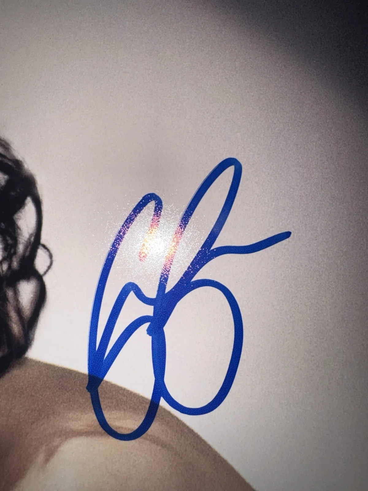 Emilia Clarke — Emilia Clarke Signed 11x14 Photo Beckett BAS Witnessed, изображение 5