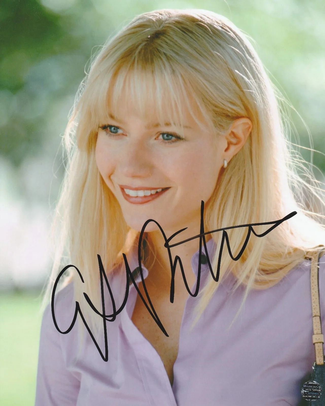 Gwyneth Paltrow — Gwyneth Paltrow Signed Autographed Shakespeare in Love 8x10 Photo/COA/Hologram