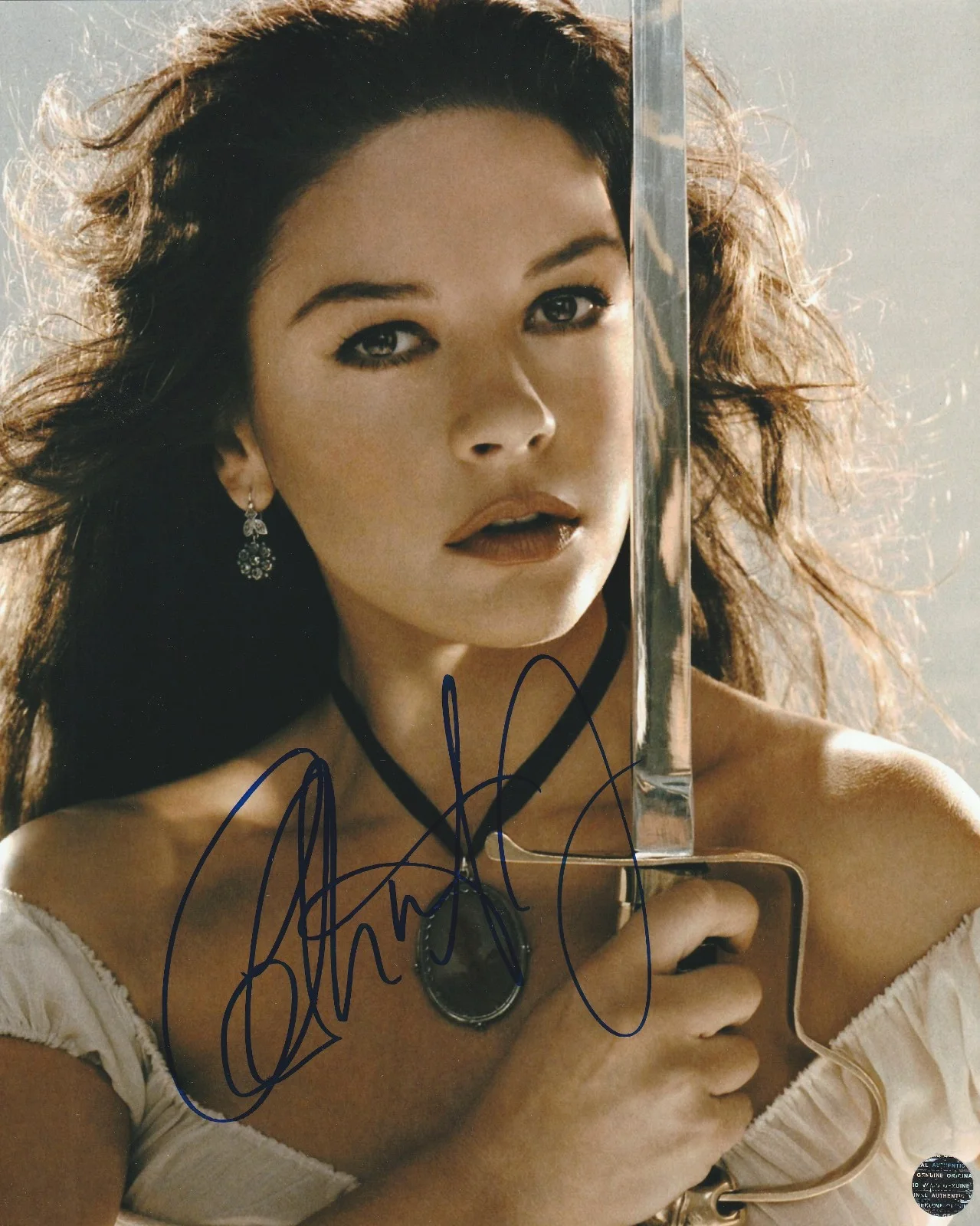 Catherine Zeta-Jones — Catherine Zeta-Jones Autographed Super Sexy 8x10 Photo/COA/Matching Hologram