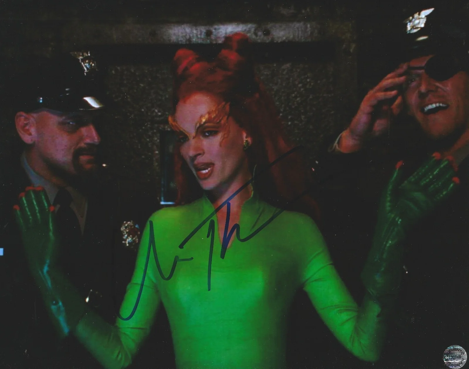 Uma Thurman — Uma Thurman Signed Autographed Batman & Robin 8x10 Photo with COA/Hologram